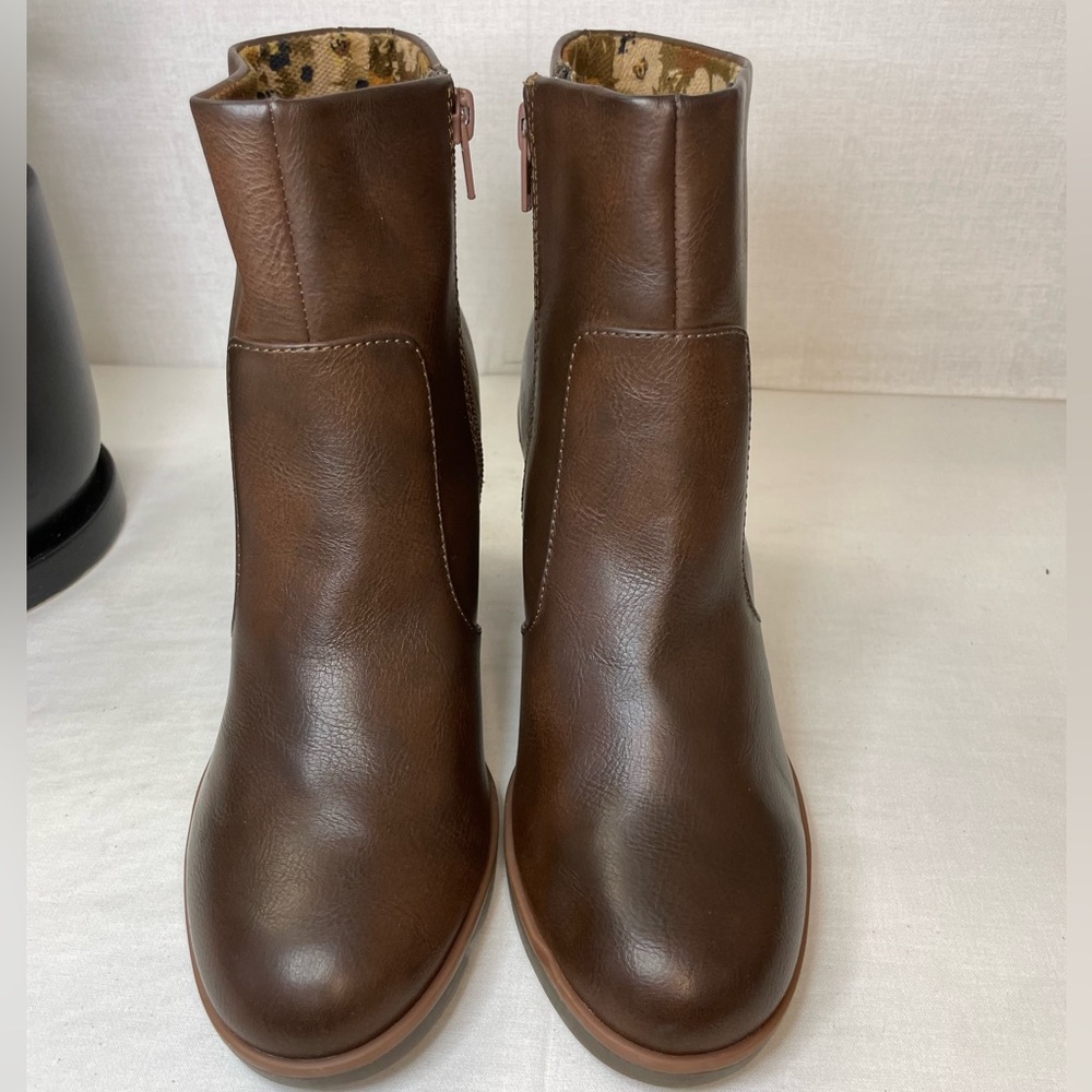 Korks Brown Ankle Boots - Picture 9 of 13